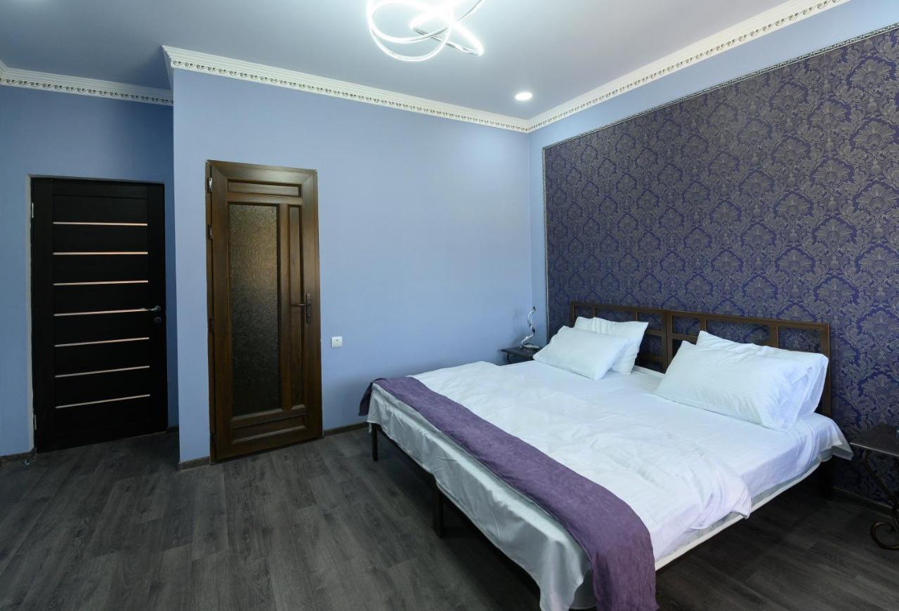 Karnel Hotel Sanain Exteriör bild